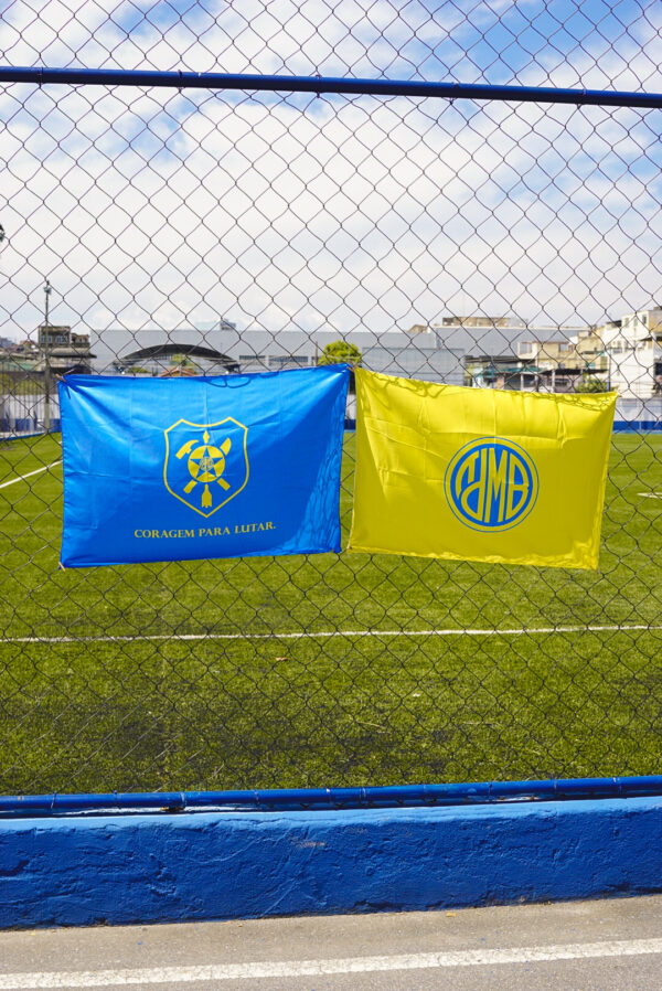 Bandeira TdMB FC escudo - Imagem 2