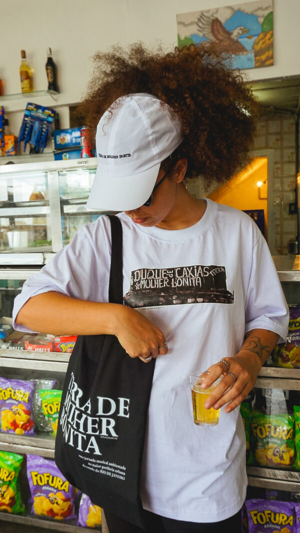 Camiseta PLACA TERRA DE MULHER BONITA - Imagem 5